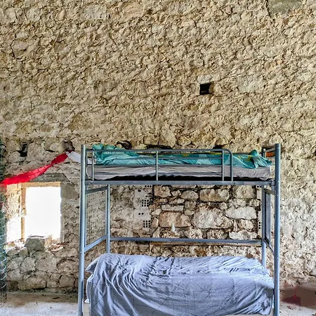 Camping Des Doux Géants *